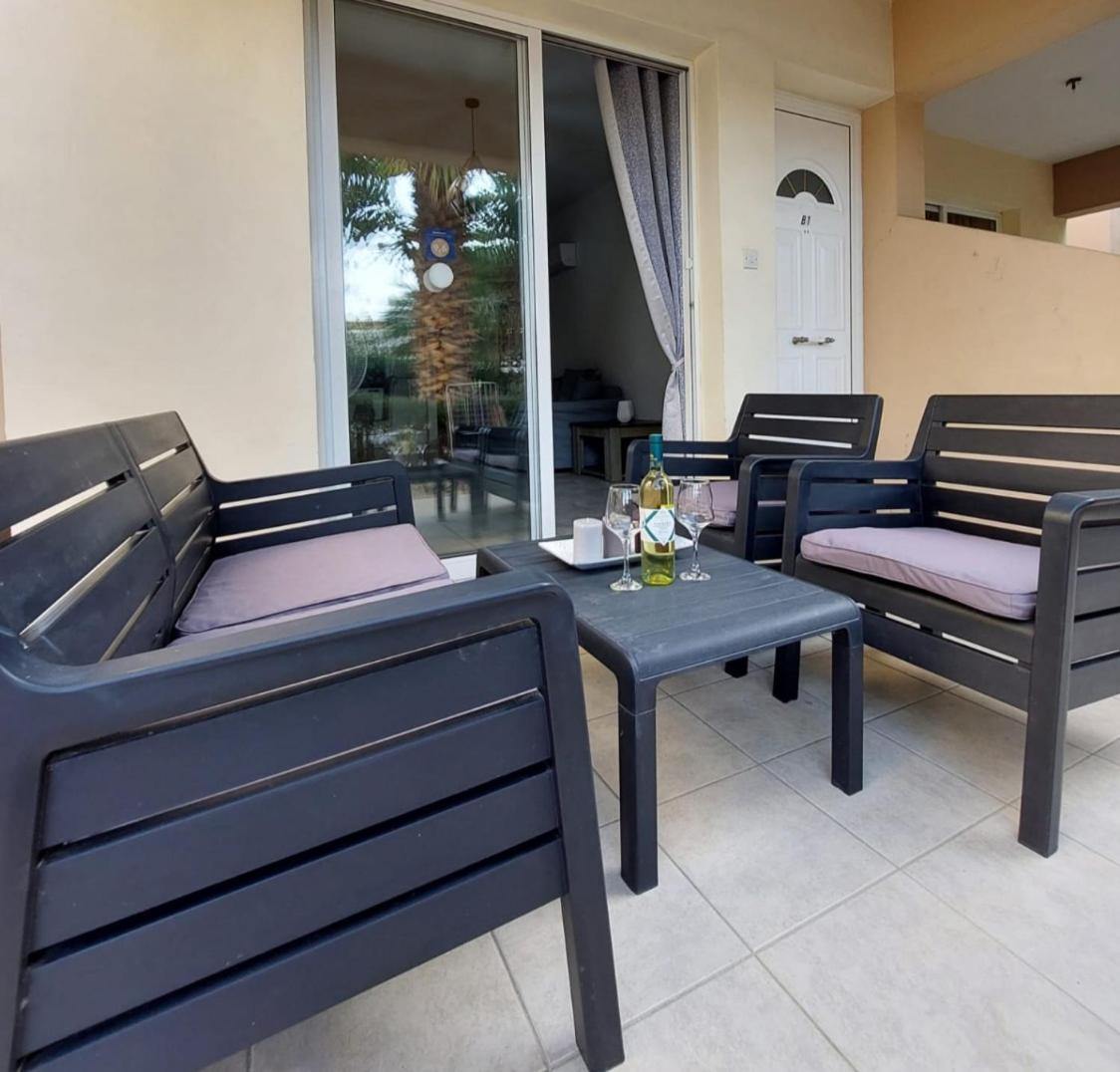 Joanne'S Cosy 1 Bdrm Apt Paphos 外观 照片